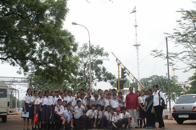 nmdsps.jpg - Students of P. S. Senior Secondary School toured the north Madras guided by Swahilya, journalist and HR trainer