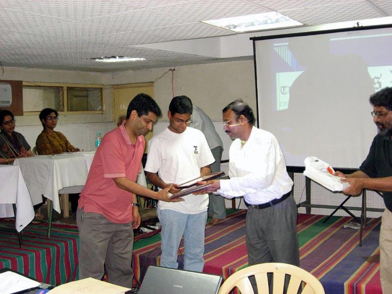 equiz4.jpg - Third prize winners - Gopal Kidao and Ashwin Prabhu